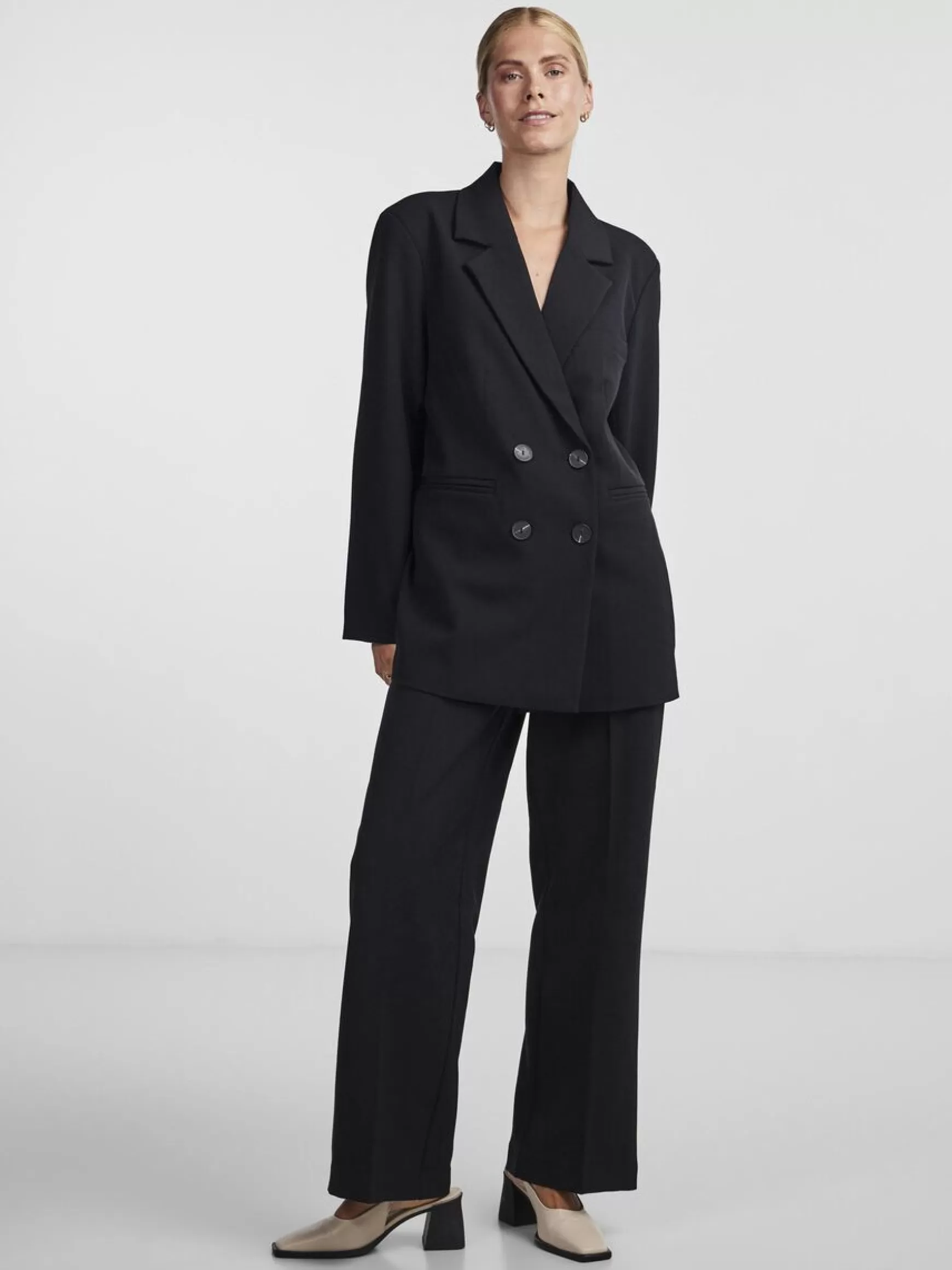 Store YAS Shop the Look