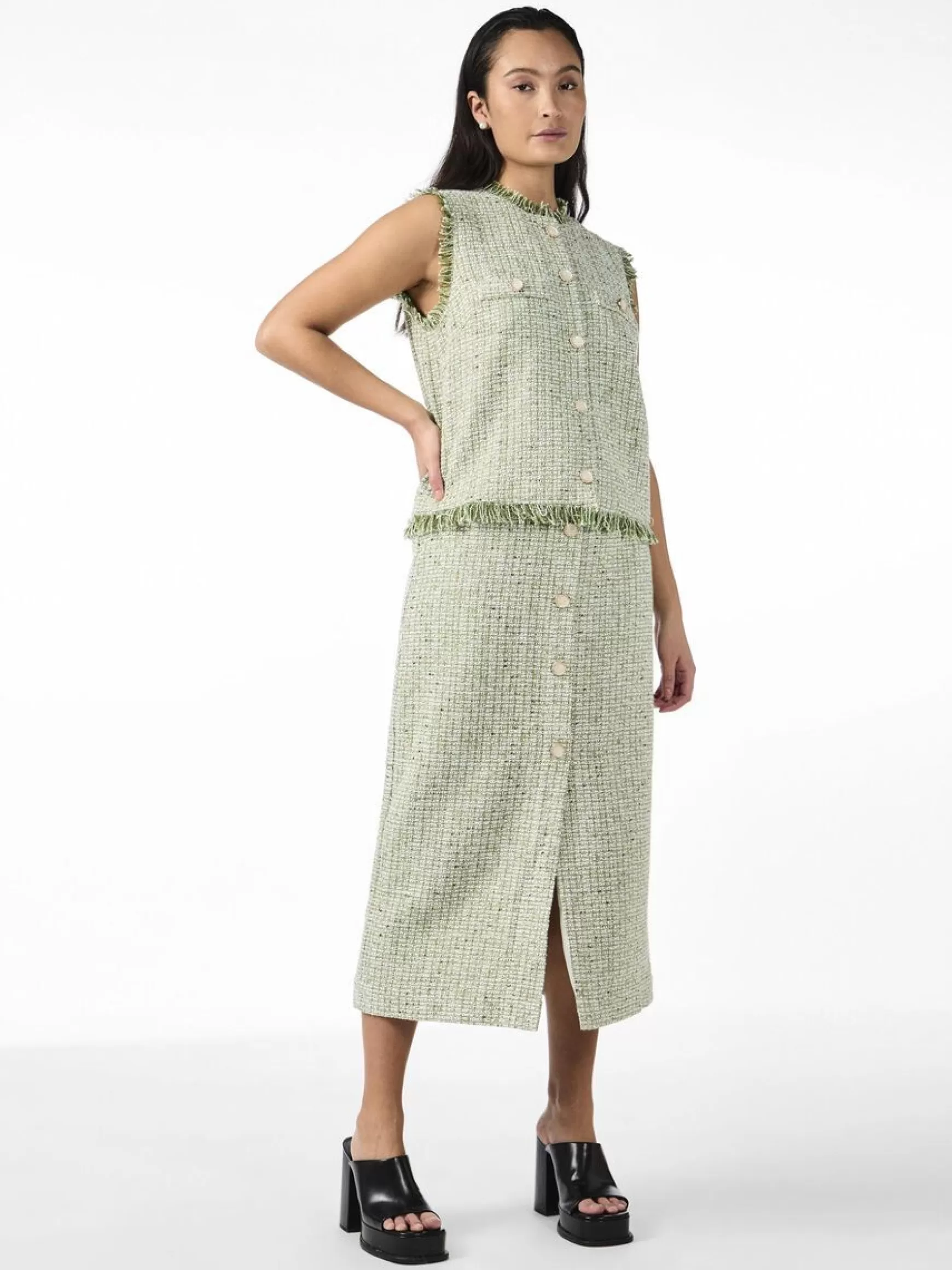 Store YAS Shop the Look